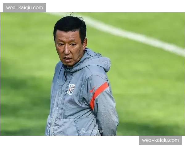 山东泰山官宣:主帅崔康熙因个人家庭原因即刻离队返回韩国。 山东泰山官宣:主帅崔康熙因个人家庭原因即刻离队返回韩国。